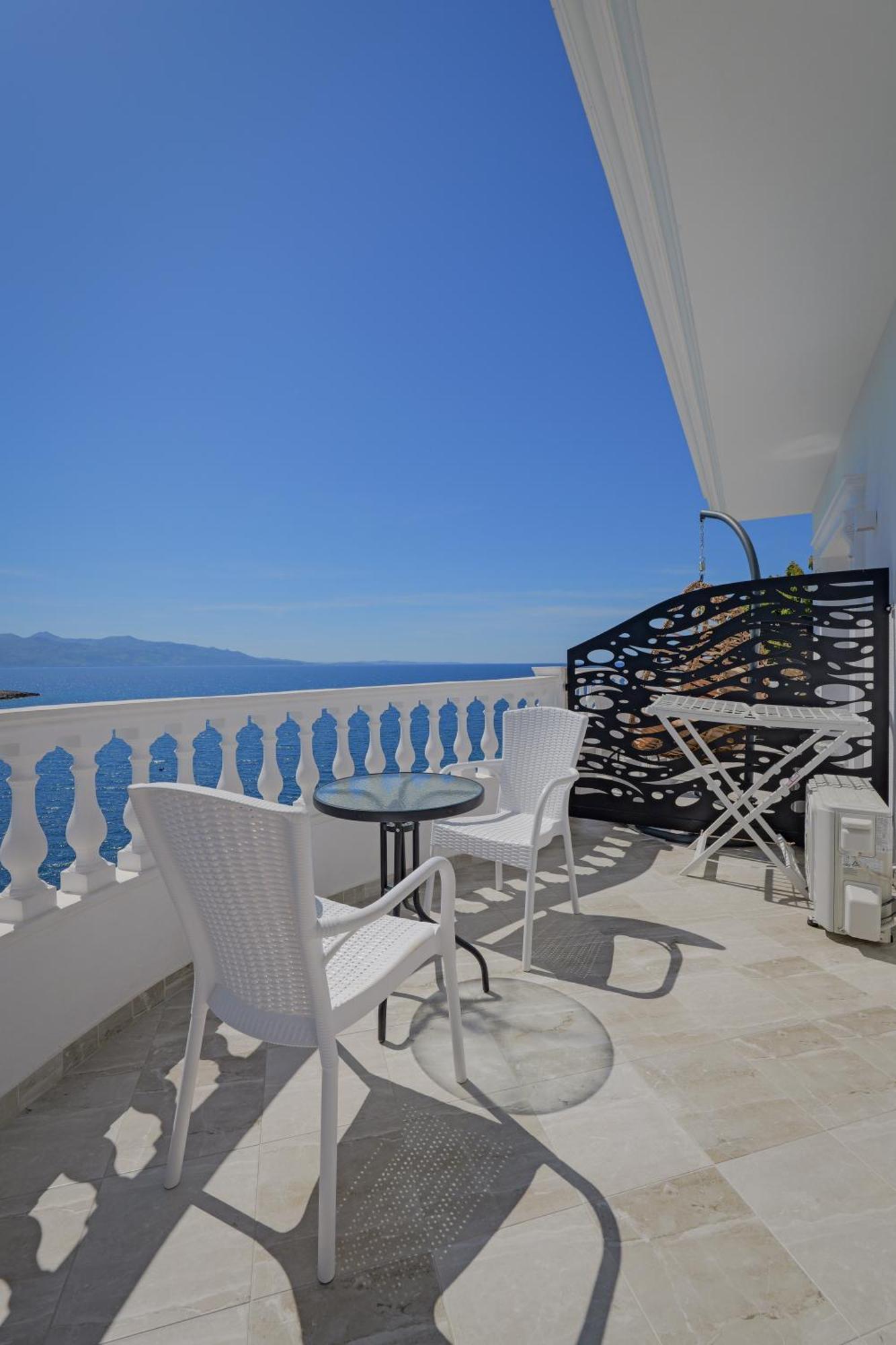 Villa Juna Beach Sarandë Exterior foto