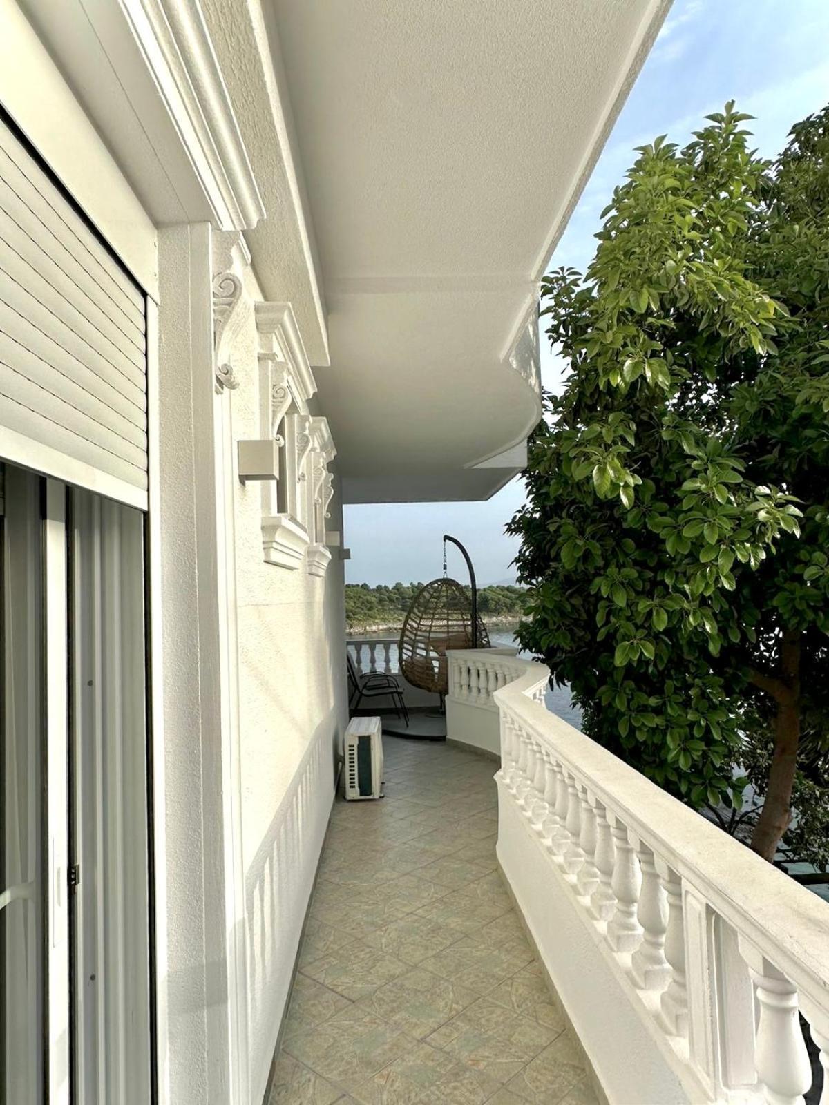 Villa Juna Beach Sarandë Exterior foto